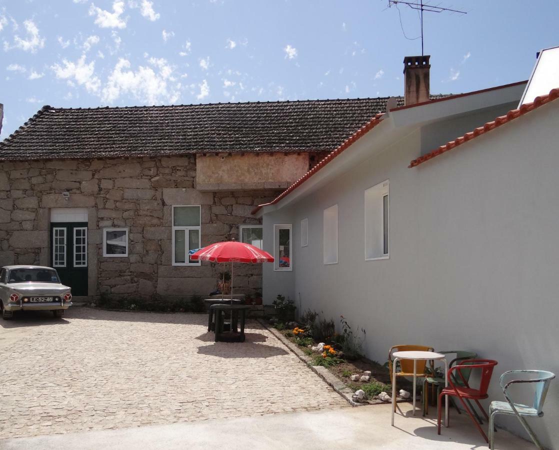 Museu Casa Aleixo Guest House Sernancelhe Exterior photo