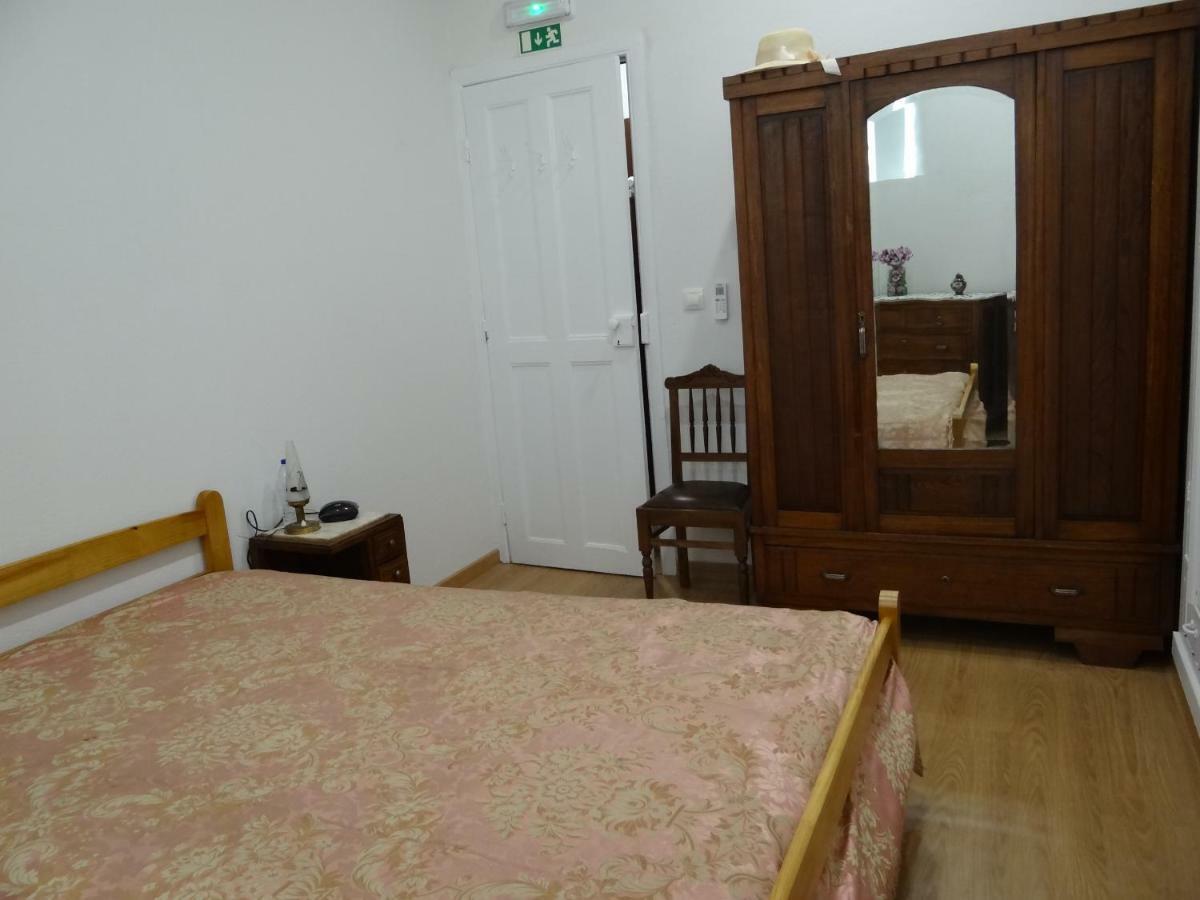 Museu Casa Aleixo Guest House Sernancelhe Exterior photo