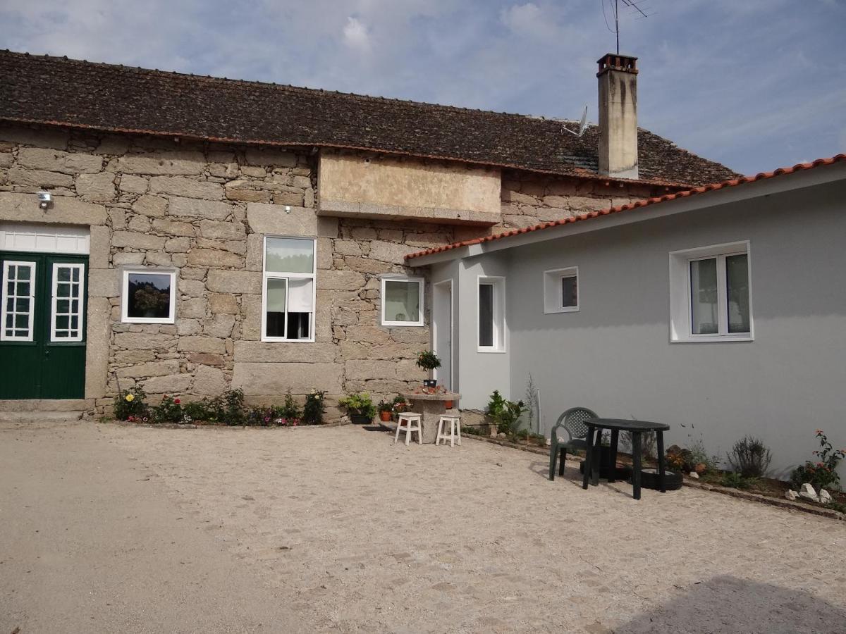 Museu Casa Aleixo Guest House Sernancelhe Exterior photo
